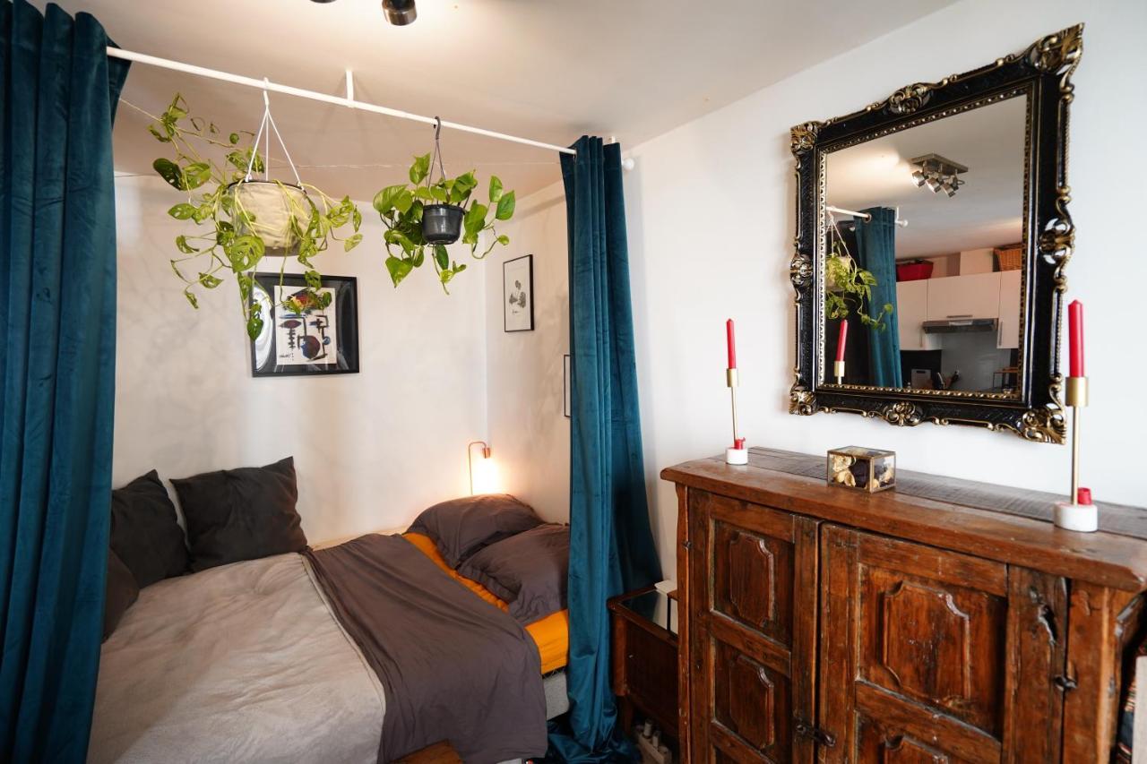 Charmant Studio Au Calme Et Bien Desservi Paříž Exteriér fotografie